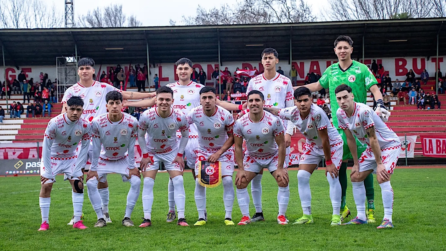 Plantel de Malleco Unido paraliza entrenamientos por retrasos en aportes: el líder de Tercera A vive un momento delicado
