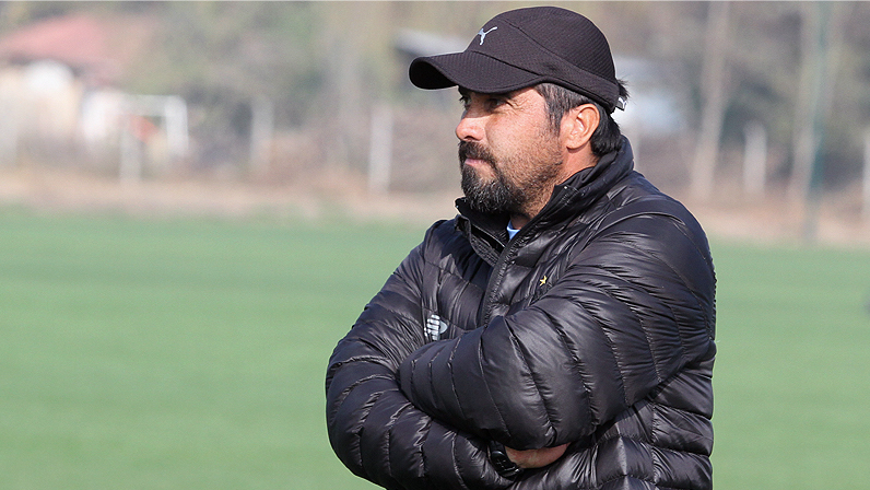 Chimbarongo FC se queda sin cuerpo técnico: Ítalo Pinochet es cesado de sus funciones